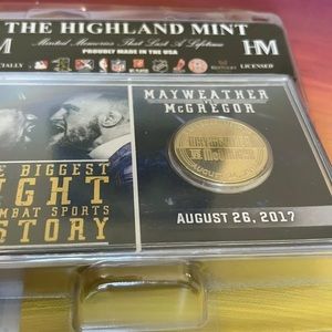 Conor mcgregor exclusive coin medal medallion with case and stand only a few